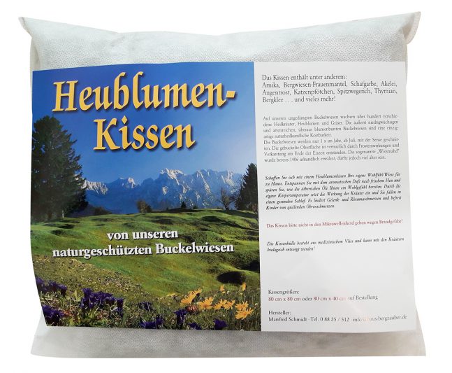 Gefüllt mit den Heublumen und Heilkräutern unserer Buckelwiese schafft es eine wohltuendes Gefühl. Entspannen Sie sich mit dem aromatischen Duft nach frischen Heu und spüren Sie die Wirkung der Kräuter. Es lindert Gelenk- und Rheumaschmerzen